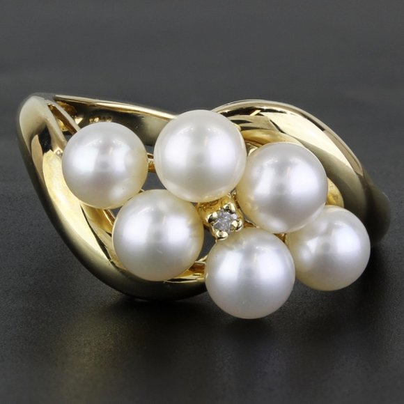 10k Gold Pearl & Diamond Ring